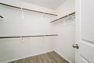 220 Blue Crane St, Huntsville, TX 77320 - Photo 10