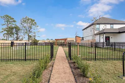 15658 Coneflower Hills Drive, Houston, TX 77090 - Photo 30