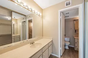 6315 Cattails Ln, Houston, TX 77035 - Photo 20