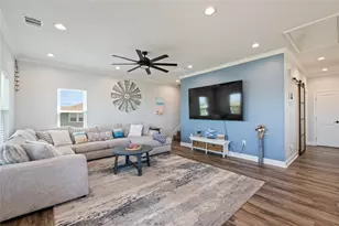 3920 2nd St, Galveston, TX 77554 - Photo 4