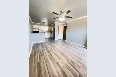 911 Byrne Street #4, Houston, TX 77009 - Photo 2