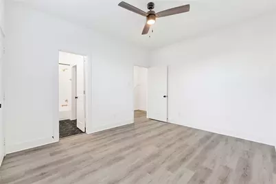 4604 Indie Heights Lane #B, Houston, TX 77018 - Photo 12