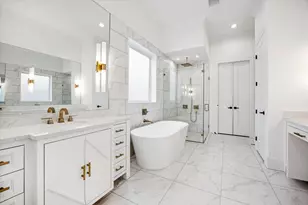 7414 Schiller St, Houston, TX 77055 - Photo 6