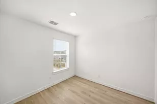 2303 Via Cami Ln, Houston, TX 77051 - Photo 28