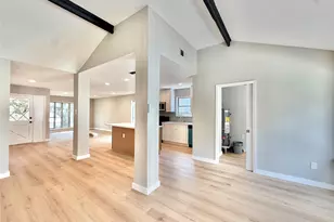 9010 Roos Rd, Houston, TX 77036 - Photo 16