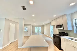 9010 Roos Rd, Houston, TX 77036 - Photo 20
