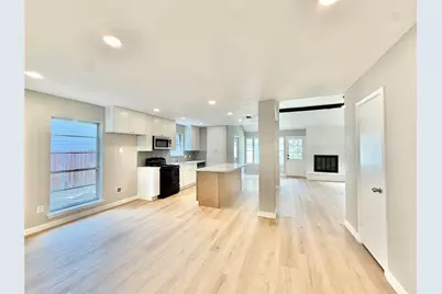 9010 Roos Road, Houston, TX 77036 - Photo 6