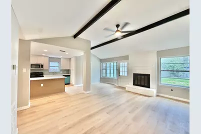 9010 Roos Road, Houston, TX 77036 - Photo 18