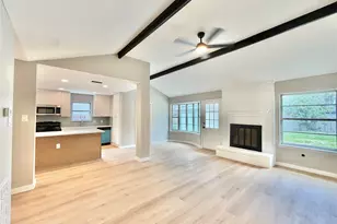 9010 Roos Rd, Houston, TX 77036 - Photo 18