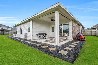 305 Bordeaux Court, Alvin, TX 77511 - Photo 24