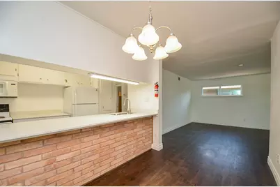 8810 Ilona Lane #4, Houston, TX 77025 - Photo 2