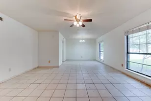 15702 Mendocino Dr, Houston, TX 77083 - Photo 4