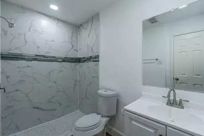 7302 Marilyn Lane, Houston, TX 77016 - Photo 16
