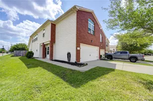 5103 Dartmoor Ridge Trail, Houston, TX 77066 - Photo 2