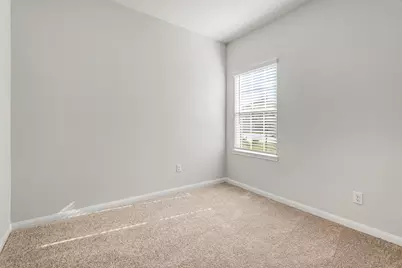 8226 Sunberry Shadow Drive, Houston, TX 77016 - Photo 10