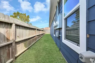 9739 Cargill Street #A, Houston, TX 77029 - Photo 38