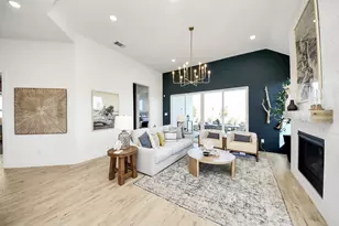 9510 Chateau Hill Dr, Manvel, TX 77578 - Photo 10