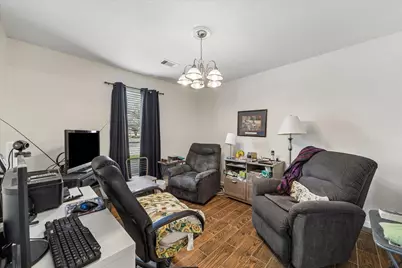 403 Blue Willow Drive, Houston, TX 77042 - Photo 16