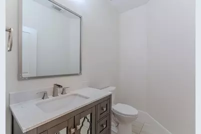 7 Stickley Court, The Woodlands, TX 77382 - Photo 20