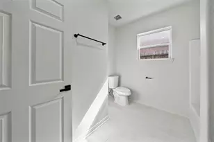 4415 Castor St, Houston, TX 77022 - Photo 16