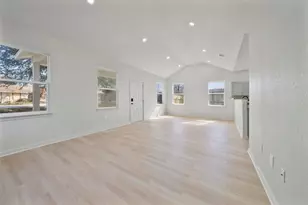 4415 Castor St, Houston, TX 77022 - Photo 2