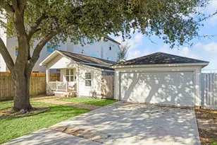 820 Kern St, Houston, TX 77009 - Photo 24