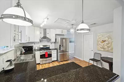 820 Kern Street, Houston, TX 77009 - Photo 8