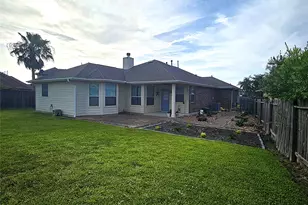 2406 Santiago Ln, League City, TX 77573 - Photo 2