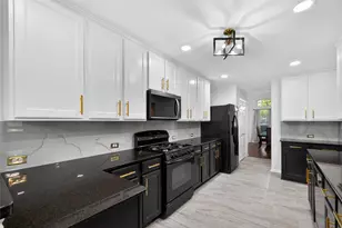 15807 Sonoma Park Dr, Houston, TX 77049 - Photo 22