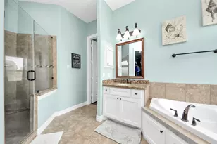 11726 W Grand Pond Dr, Montgomery, TX 77356 - Photo 24
