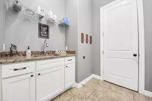 11726 W Grand Pond Dr, Montgomery, TX 77356 - Photo 34