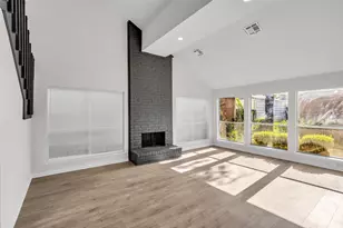 1907 Trixie Ln, Houston, TX 77042 - Photo 2