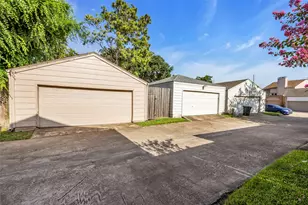 1907 Trixie Ln, Houston, TX 77042 - Photo 24