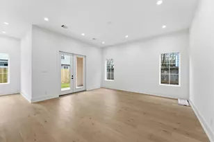 815 Lawrence St, Houston, TX 77007 - Photo 8