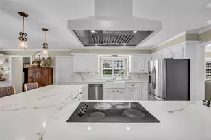 6700 Plantation Dr, Baytown, TX 77523 - Photo 20