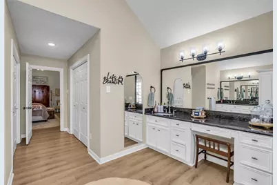 6700 Plantation Drive, Baytown, TX 77523 - Photo 26