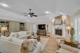 6700 Plantation Dr, Baytown, TX 77523 - Photo 12