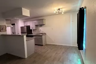 2750 Holly Hall, Houston, TX 77054 - Photo 2