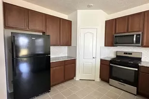 9423 Castillo Ct, Magnolia, TX 77354 - Photo 8