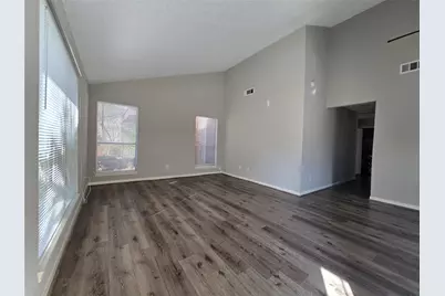 7887 Kendalia Drive, Houston, TX 77036 - Photo 2