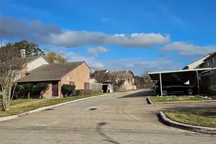 7887 Kendalia Dr, Houston, TX 77036 - Photo 22