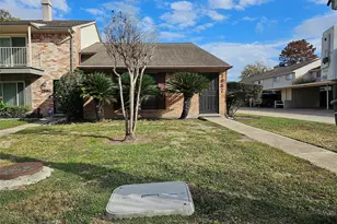 7887 Kendalia Dr, Houston, TX 77036 - Photo 1