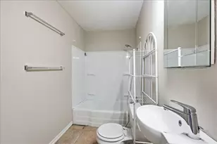 1611 Ave C, Nederland, TX 77627 - Photo 10