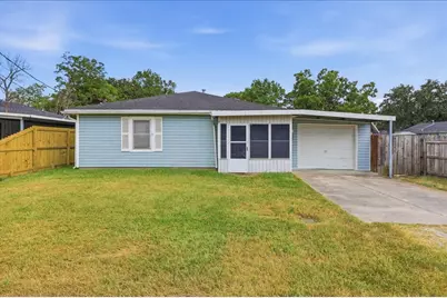 1611 Avenue C, Nederland, TX 77627 - Photo 1