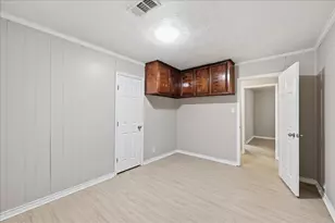 1611 Ave C, Nederland, TX 77627 - Photo 8