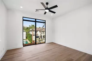 4708 Laurel St, Bellaire, TX 77401 - Photo 28