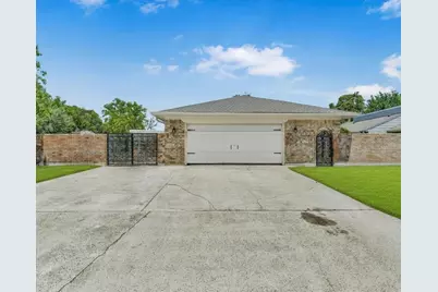 22 Cozumel Circle, Galveston, TX 77554 - Photo 2