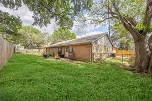401 E Stone St, Brenham, TX 77833 - Photo 20
