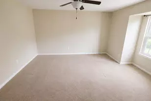 10318 Briar Forest Dr, Houston, TX 77042 - Photo 10