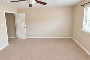 10318 Briar Forest Dr, Houston, TX 77042 - Photo 12
